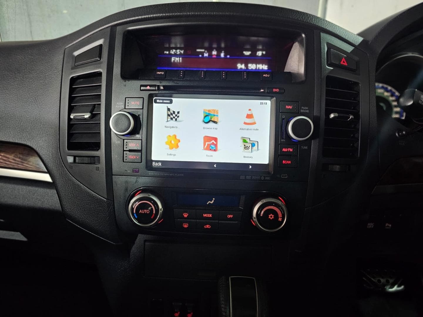 2011 Mitsubishi Pajero 3-Door 3.2DI-D GLS – photo 12