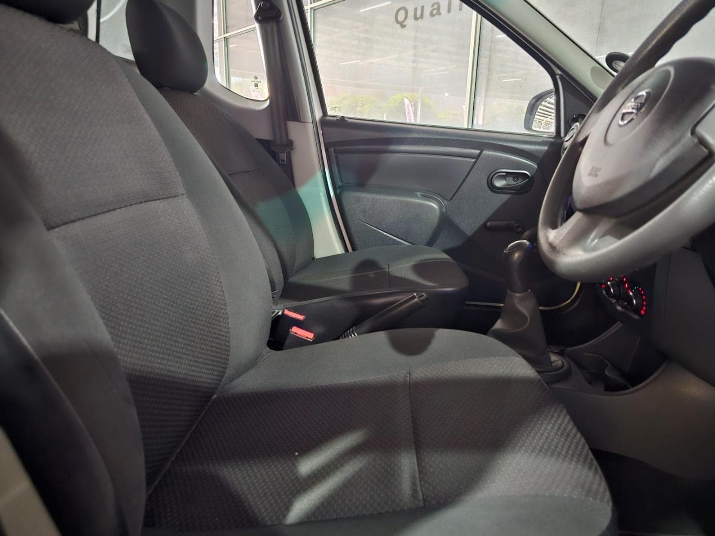 2020 Nissan NP200 1.6i (Aircon) Safety Pack – photo 5