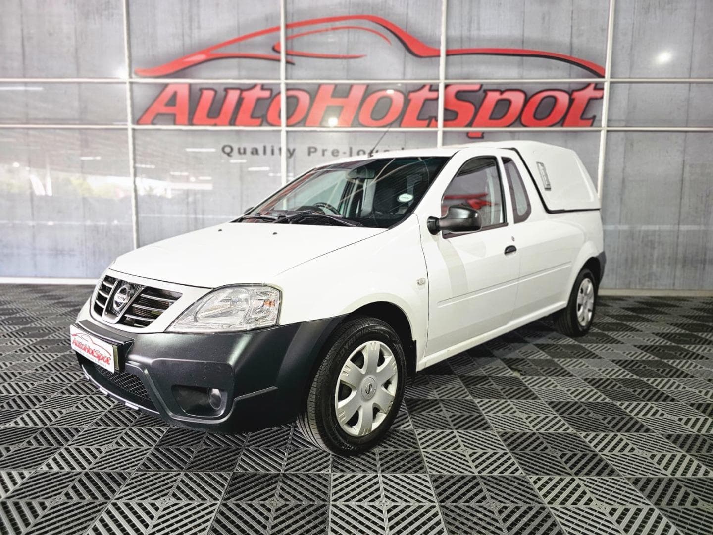 2020 Nissan NP200 1.6i (Aircon) Safety Pack