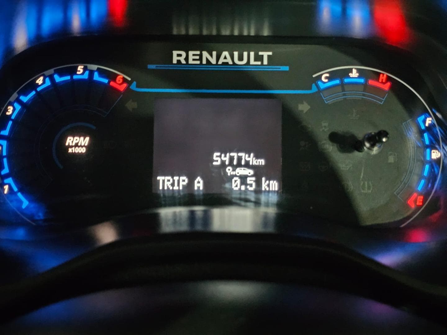 2025 Renault Triber 1.0 Intens Auto – photo 12