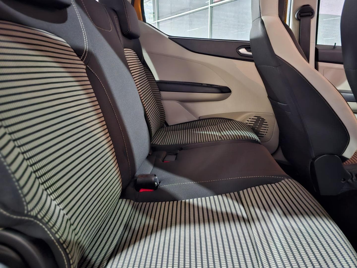 2025 Renault Triber 1.0 Intens Auto – photo 7