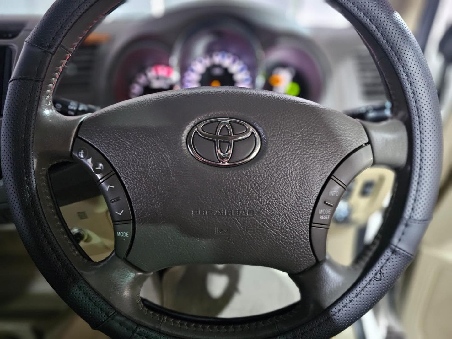 2010 Toyota Fortuner 3.0D-4D Auto – photo 10