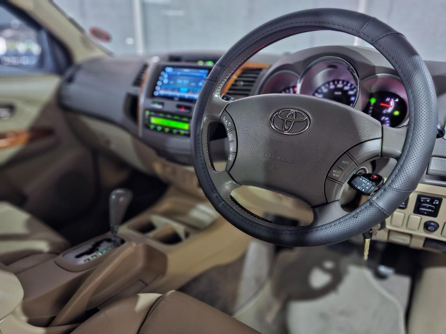 2010 Toyota Fortuner 3.0D-4D Auto – photo 9