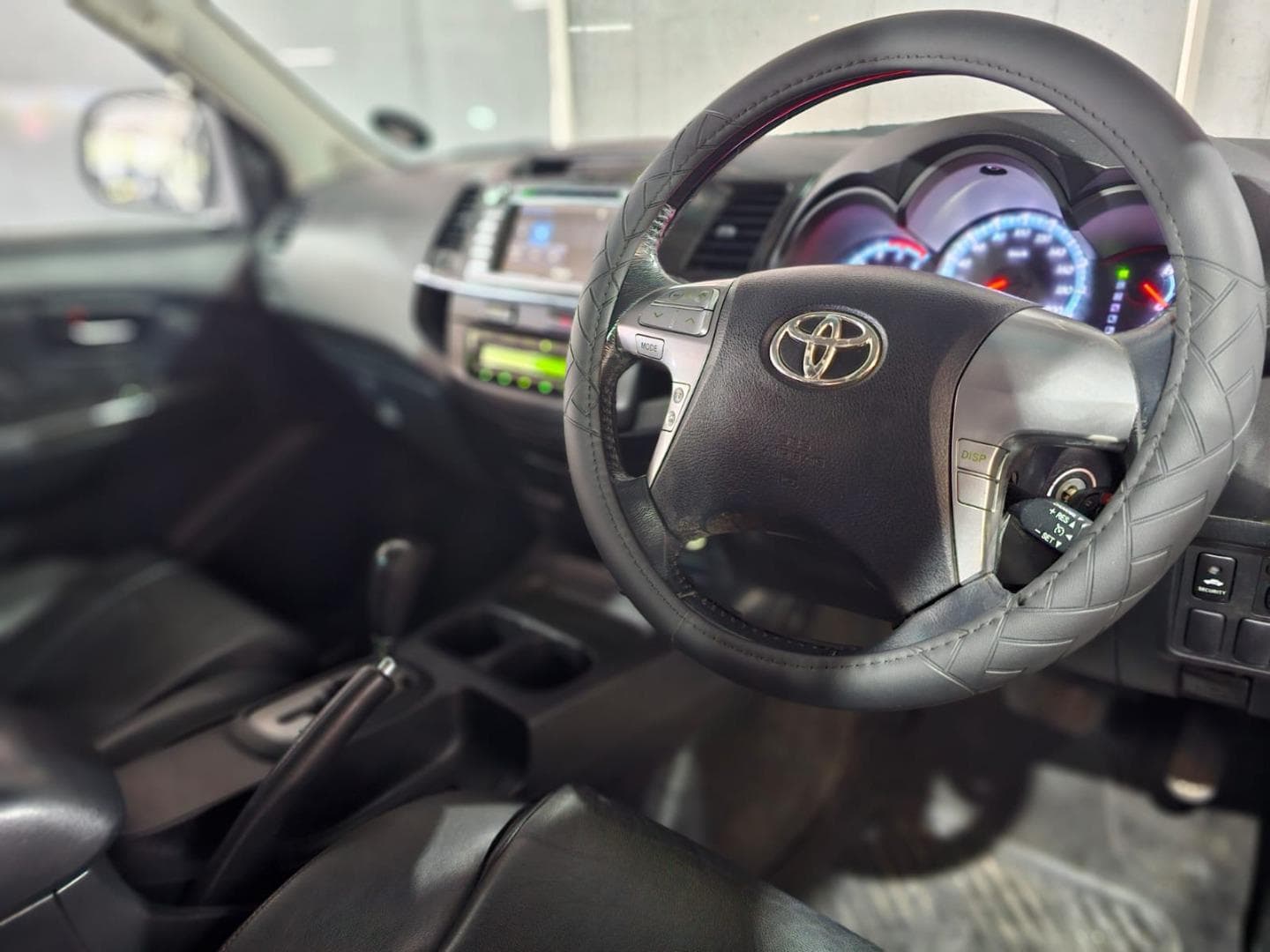 2014 Toyota Fortuner 3.0D-4D Auto – photo 8