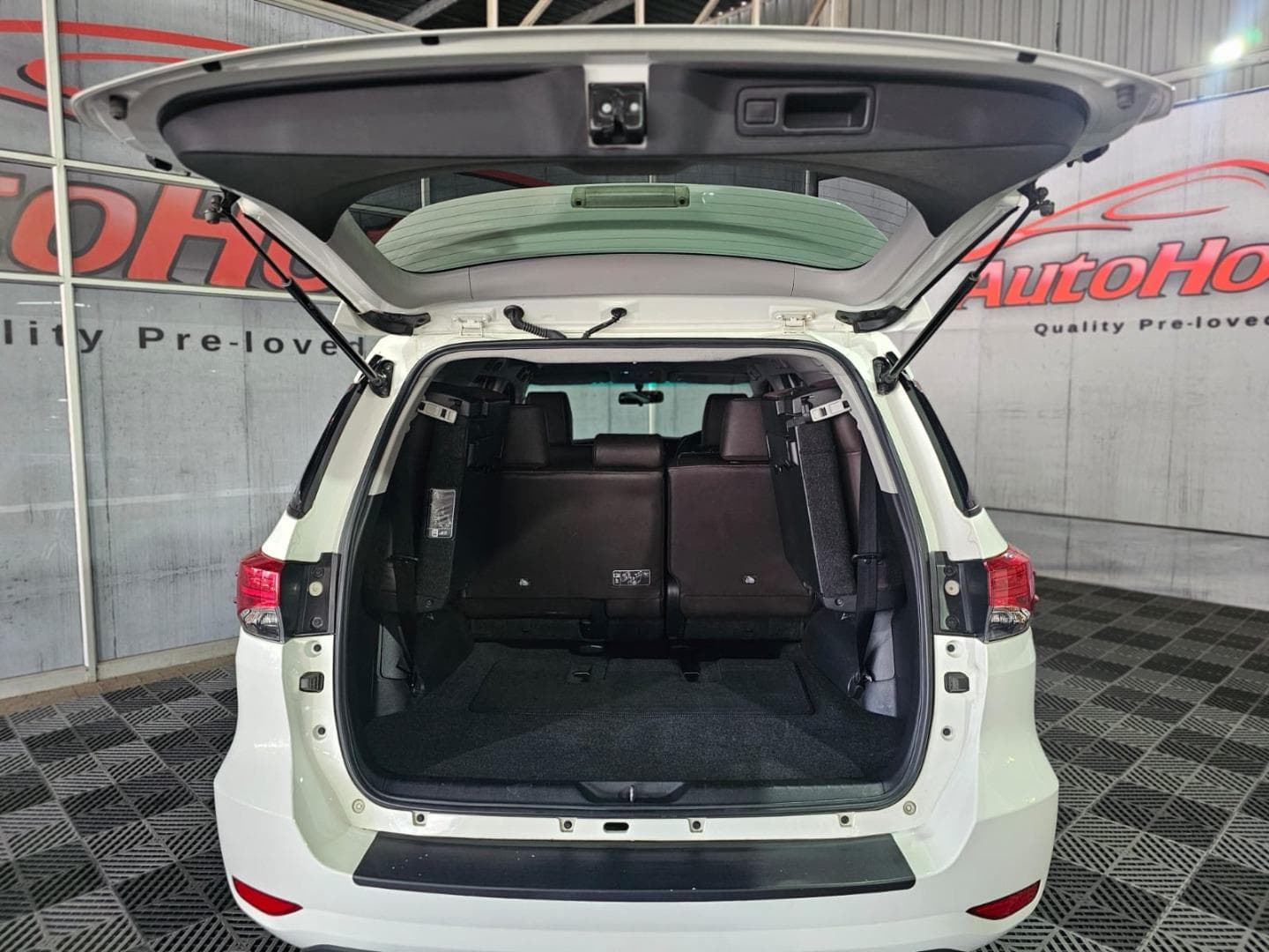 2018 Toyota Fortuner 2.4GD-6 Auto – photo 5