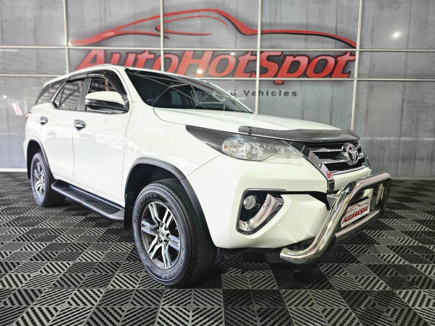2018 Toyota Fortuner 2.4GD-6 Auto – photo 2