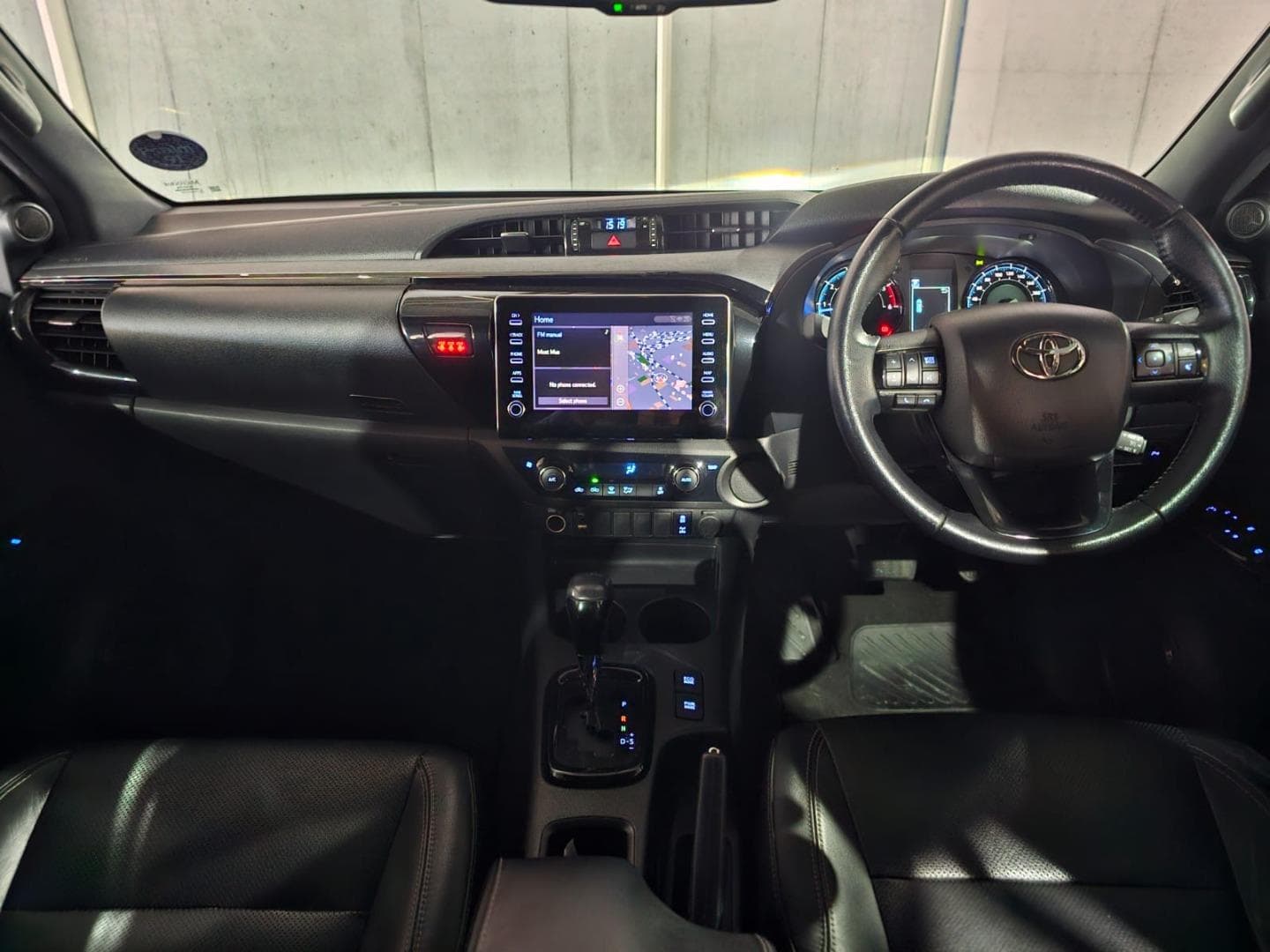 2021 Toyota Hilux 2.8GD-6 Double Cab Legend Auto – photo 7