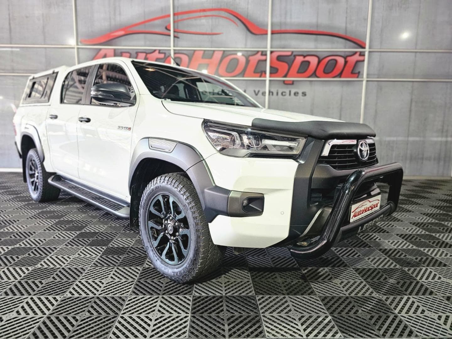 2021 Toyota Hilux 2.8GD-6 Double Cab Legend Auto – photo 2