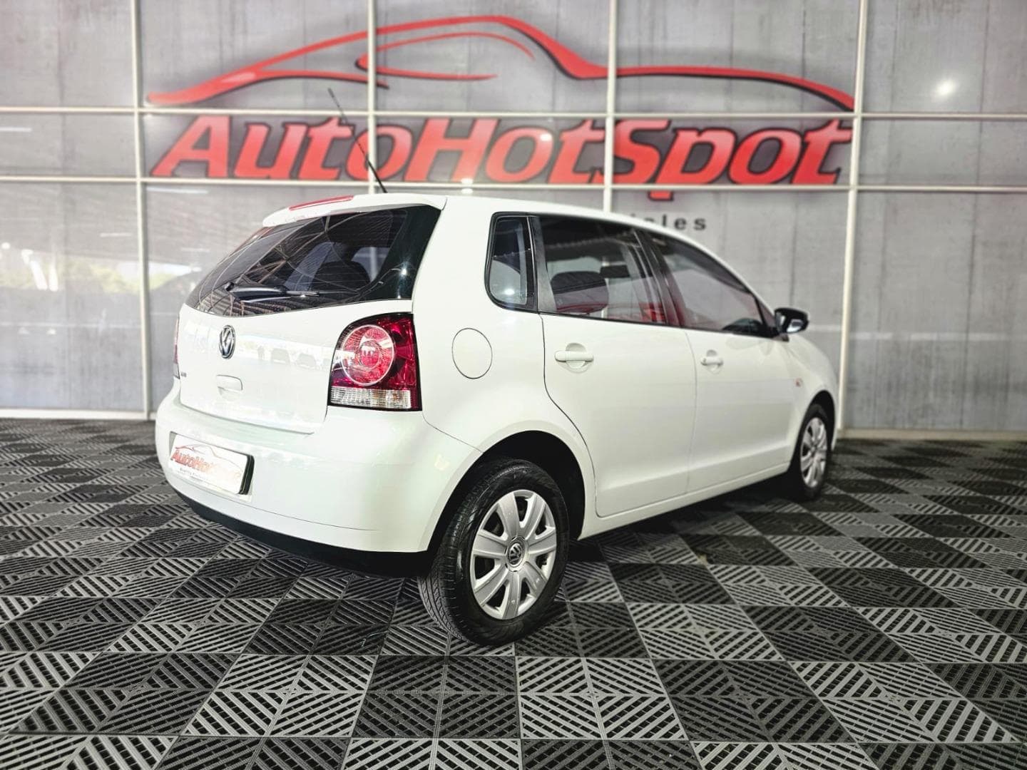 2015 Volkswagen Polo Vivo Hatch 1.4 Trendline – photo 3