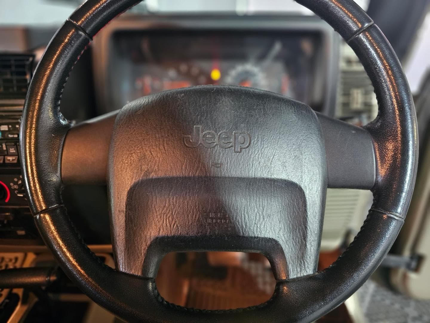2002 Jeep Wrangler 4.0L Sahara Auto – photo 8