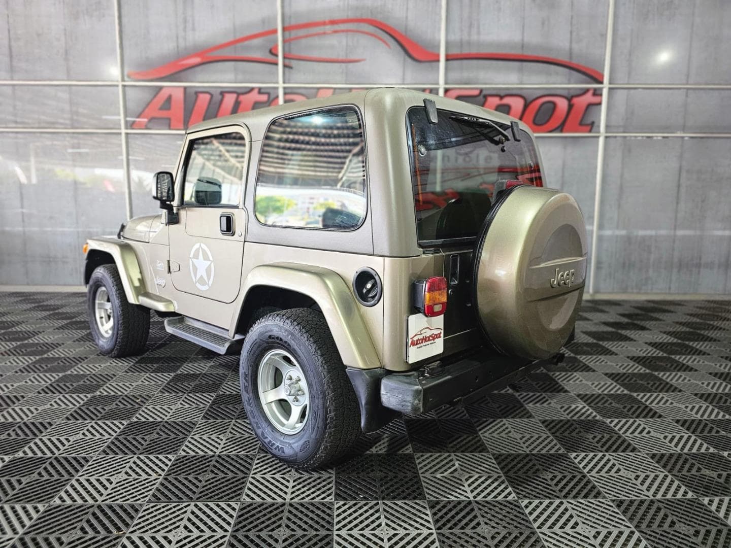 2002 Jeep Wrangler 4.0L Sahara Auto – photo 4