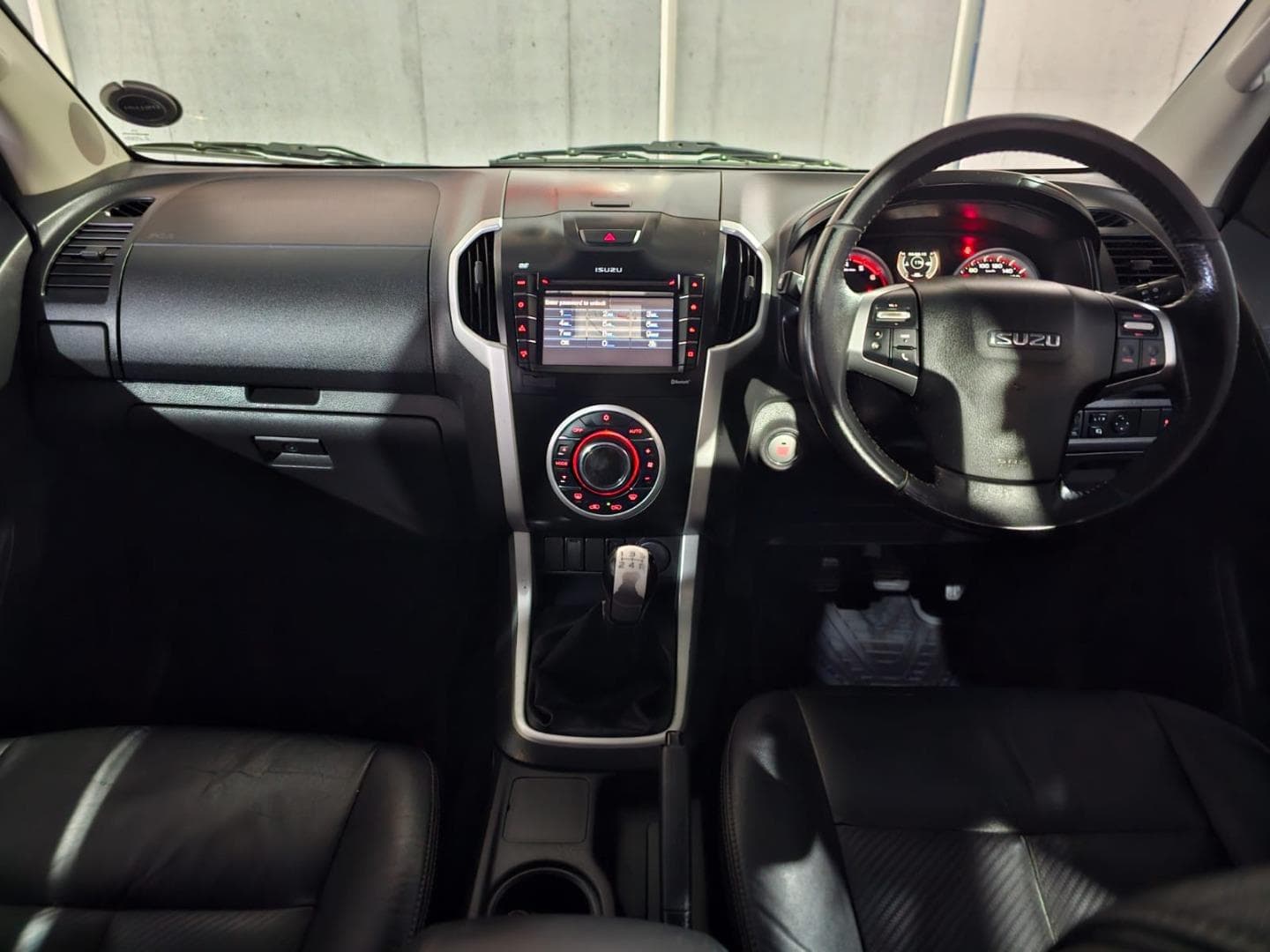 2017 Isuzu KB 300D-Teq Double Cab LX – photo 7