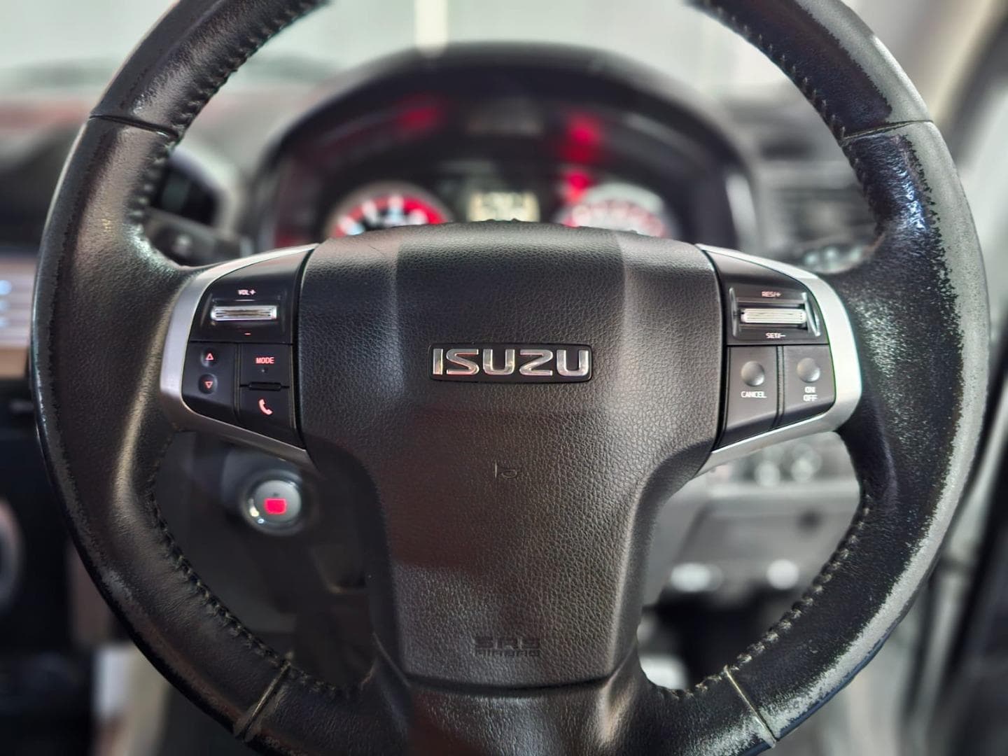 2017 Isuzu KB 300D-Teq Double Cab LX – photo 10