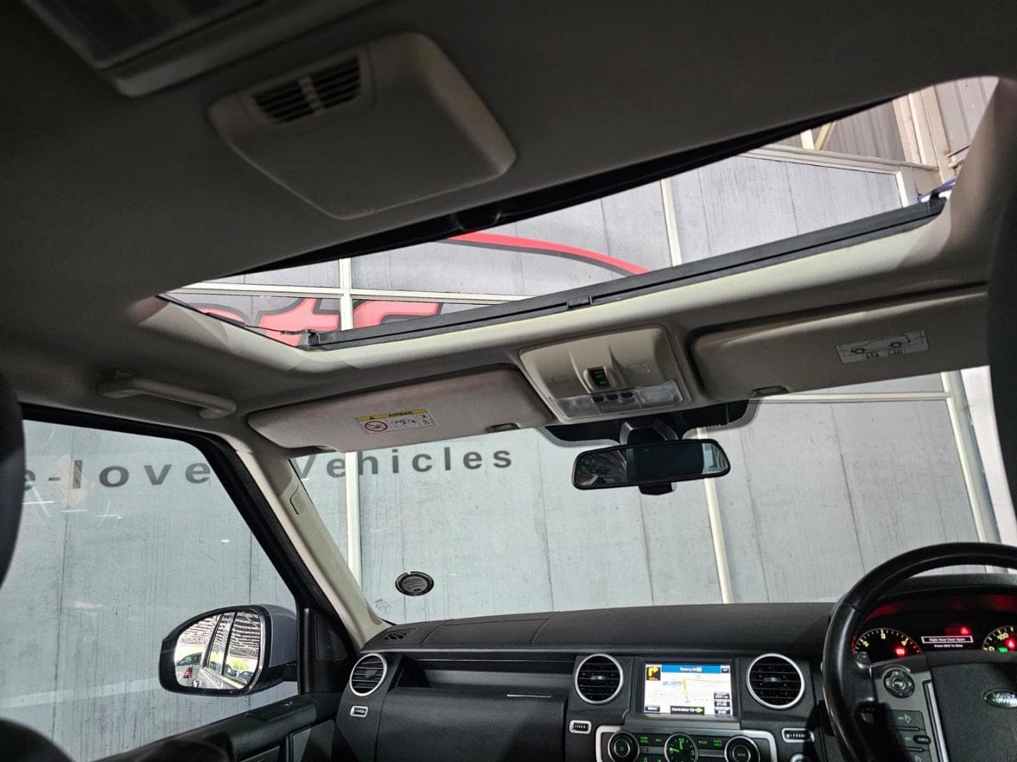 2017 Land Rover Discovery 4 SDV6 Graphite – photo 6