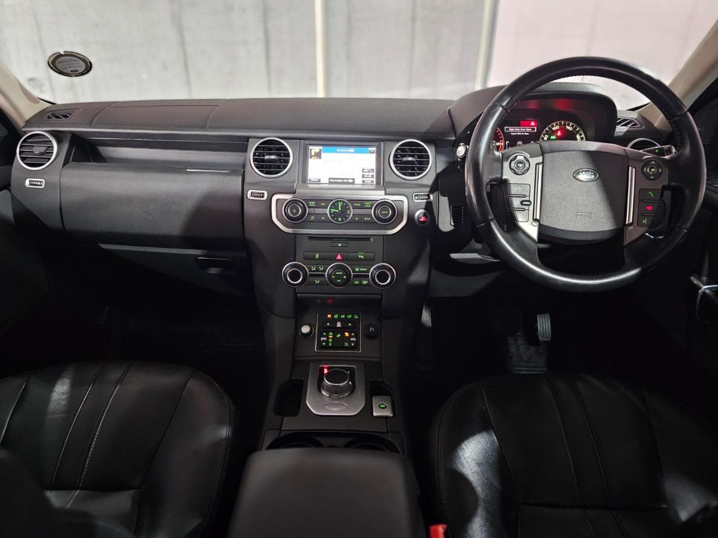 2017 Land Rover Discovery 4 SDV6 Graphite – photo 7