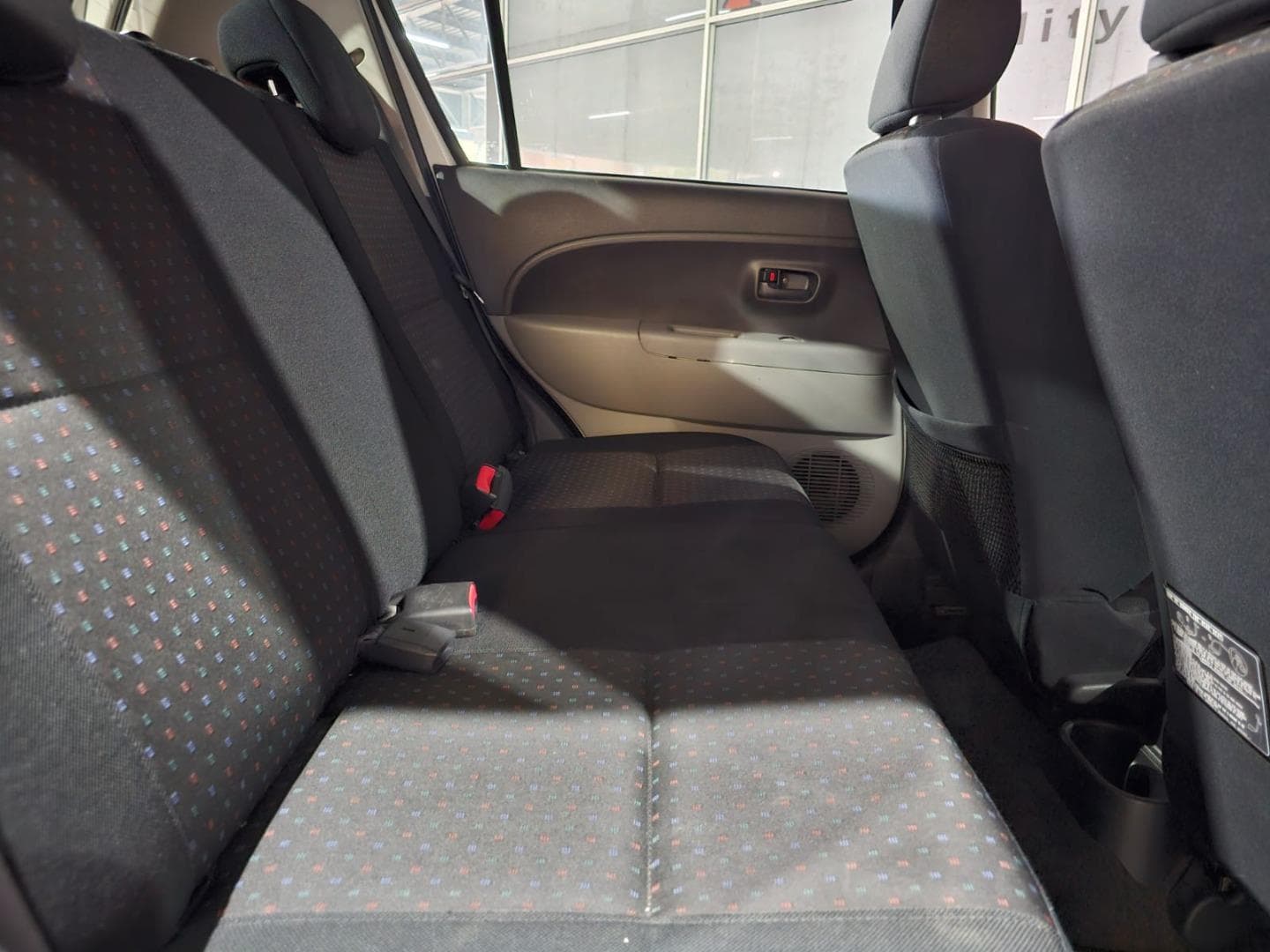 2010 Daihatsu Sirion 1.3 – photo 5