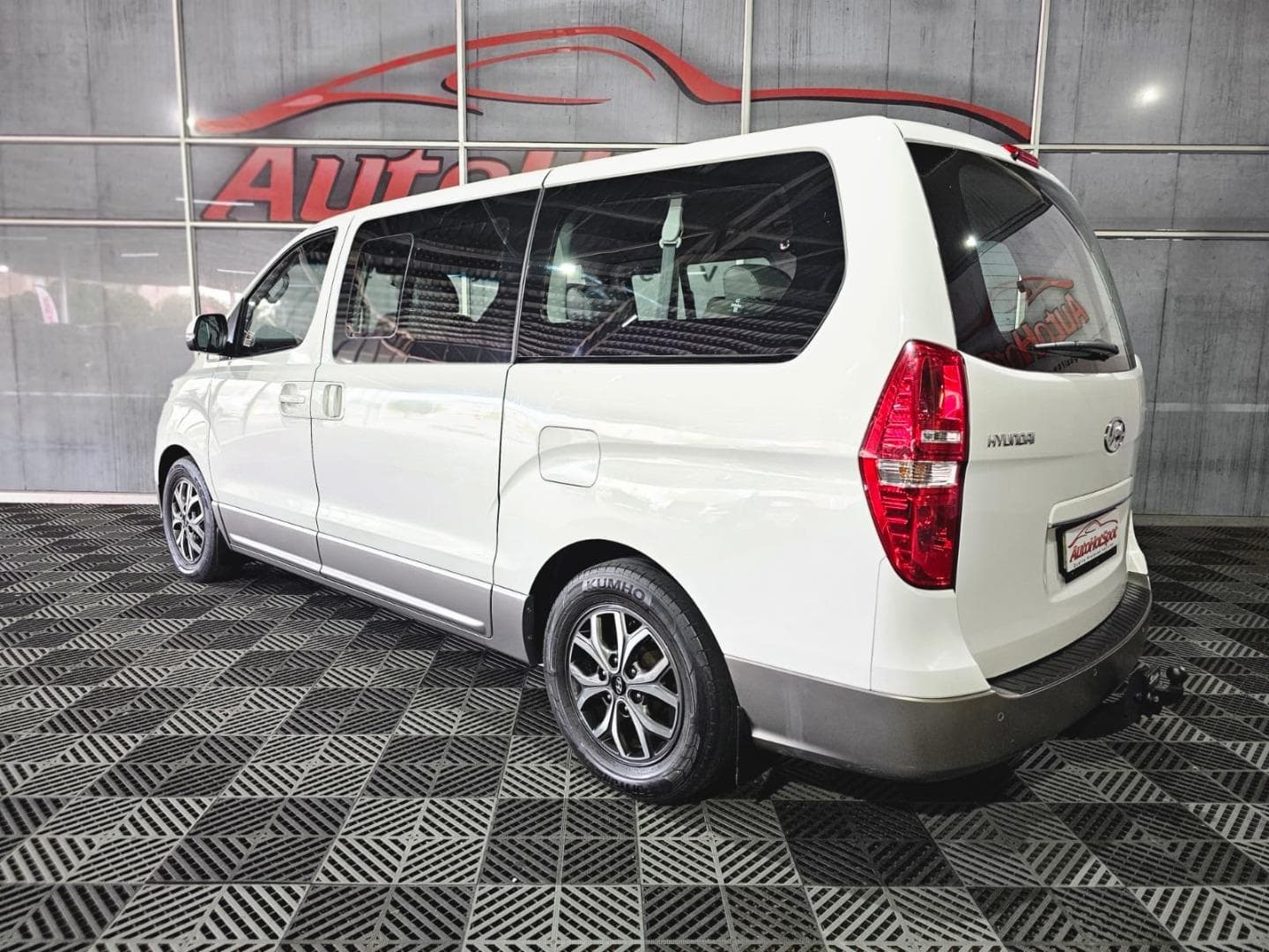 2021 Hyundai H-1 2.5 CRDI ELITE Auto  9-Seater – photo 4