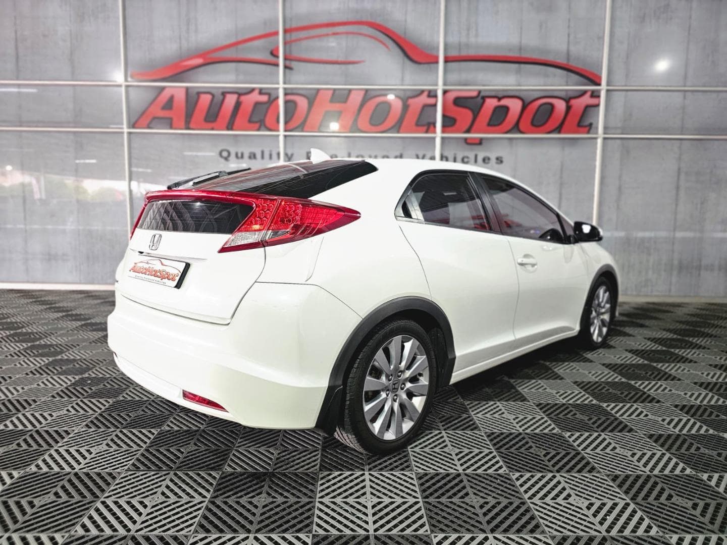 2014 Honda Civic Hatch 1.8 Executive Auto – photo 3