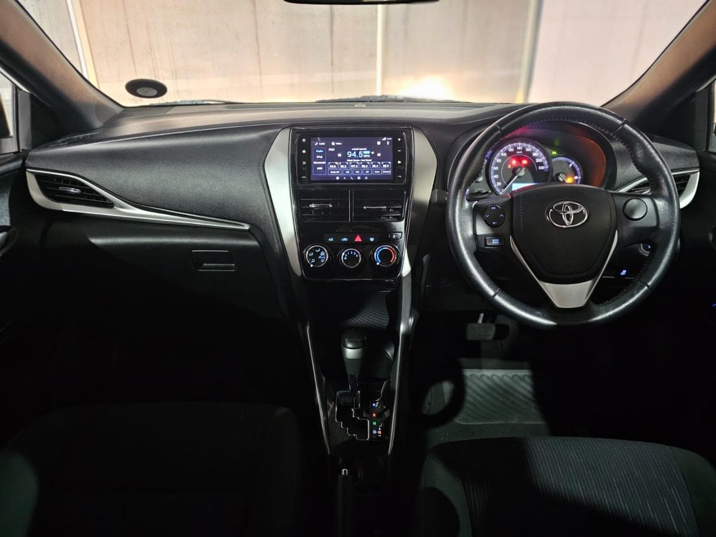 2019 Toyota Yaris 1.5 XS Auto – photo 6