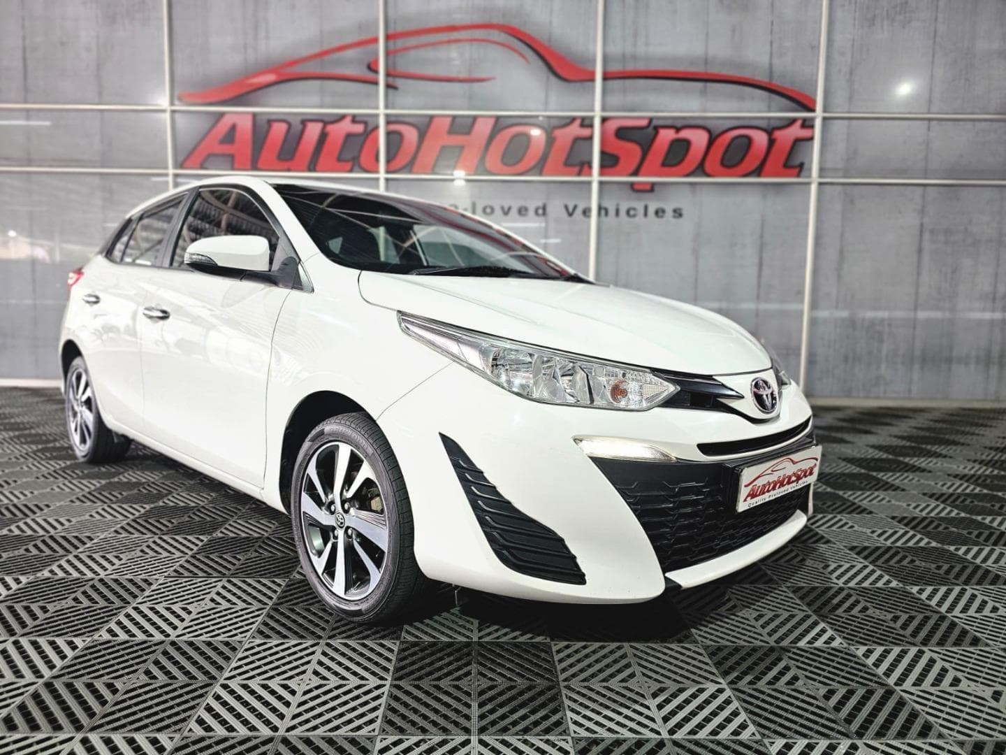 2019 Toyota Yaris 1.5 XS Auto – photo 2