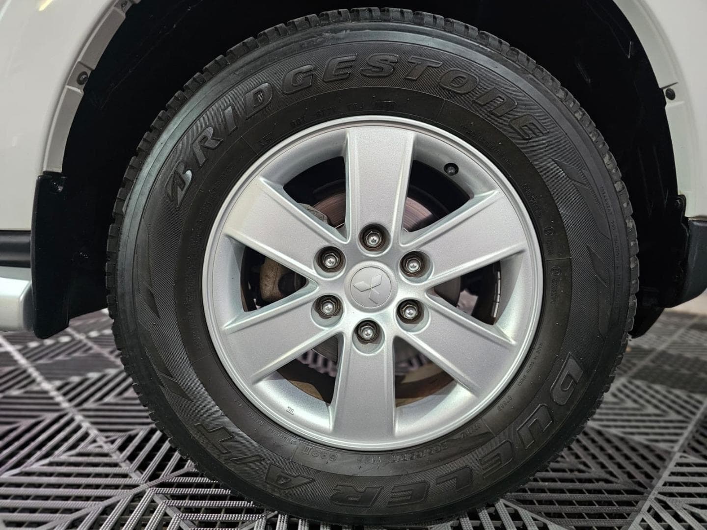 2007 Mitsubishi Pajero 3-Door 3.2DI-D GLS – photo 5