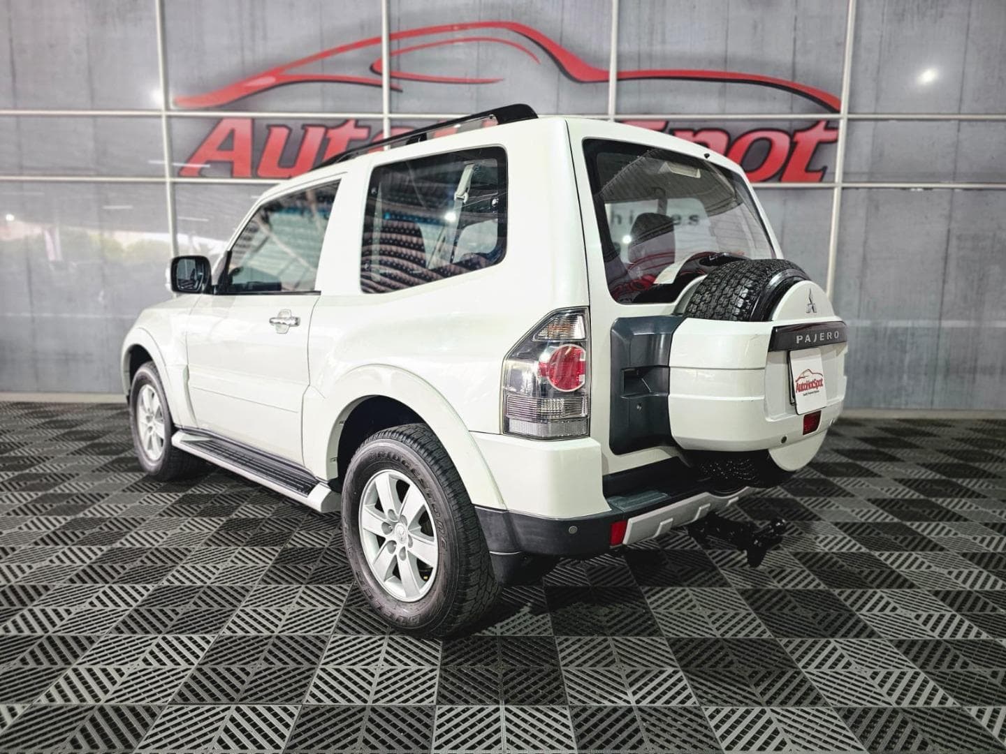 2007 Mitsubishi Pajero 3-Door 3.2DI-D GLS – photo 4