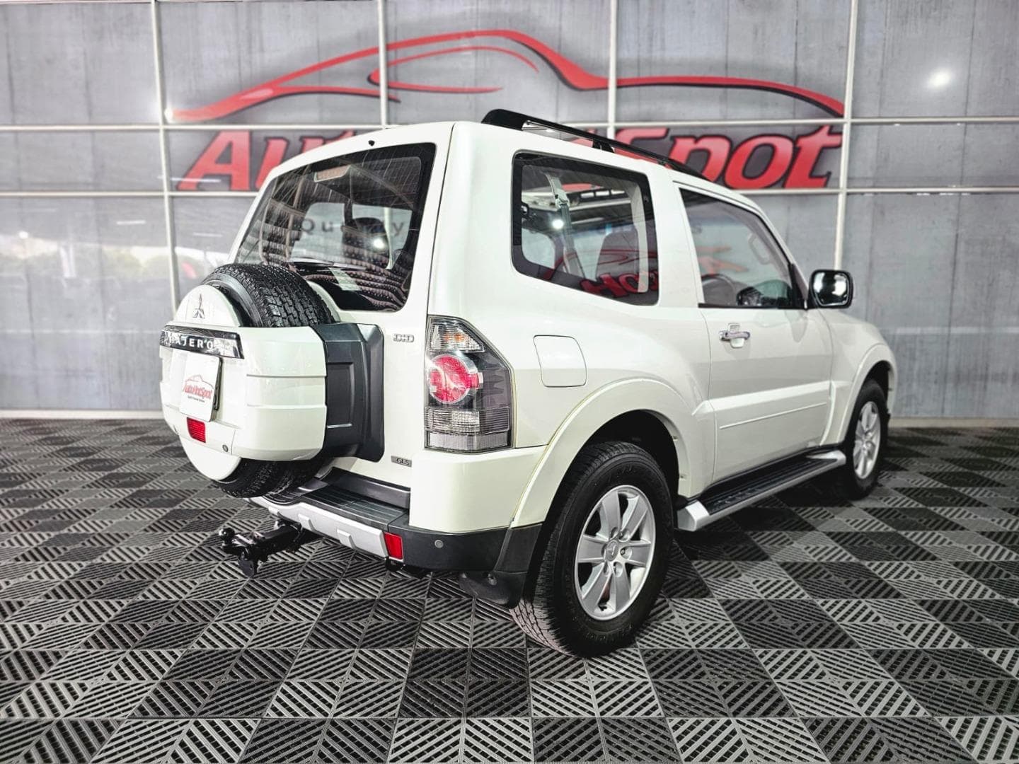 2007 Mitsubishi Pajero 3-Door 3.2DI-D GLS – photo 3