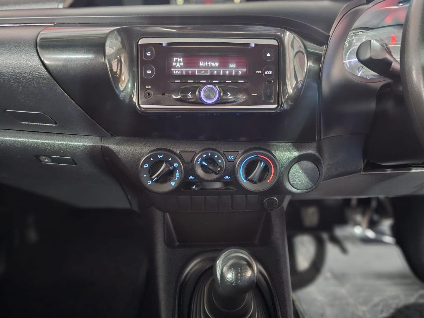 2018 Toyota Hilux 2.0 (Aircon) – photo 12