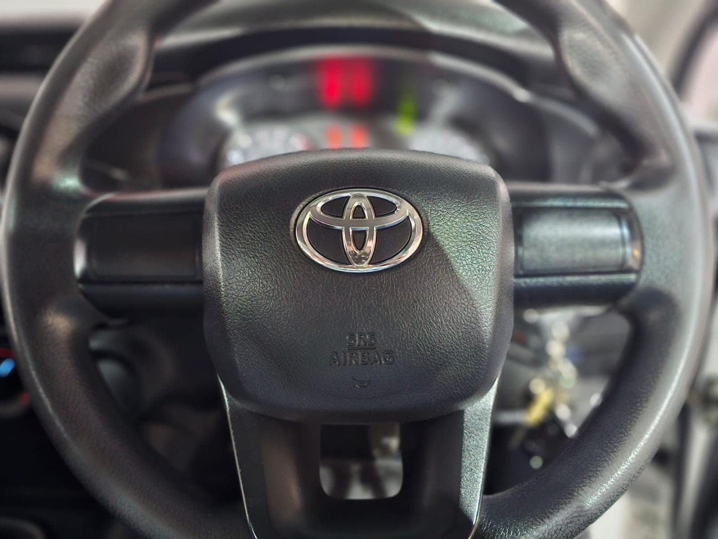 2018 Toyota Hilux 2.0 (Aircon) – photo 10