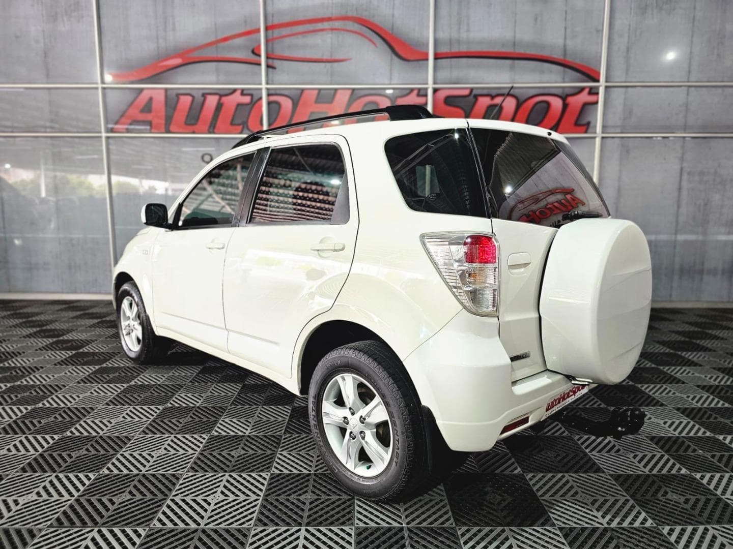 2011 Daihatsu Terios 1.5 4x4 Auto – photo 4