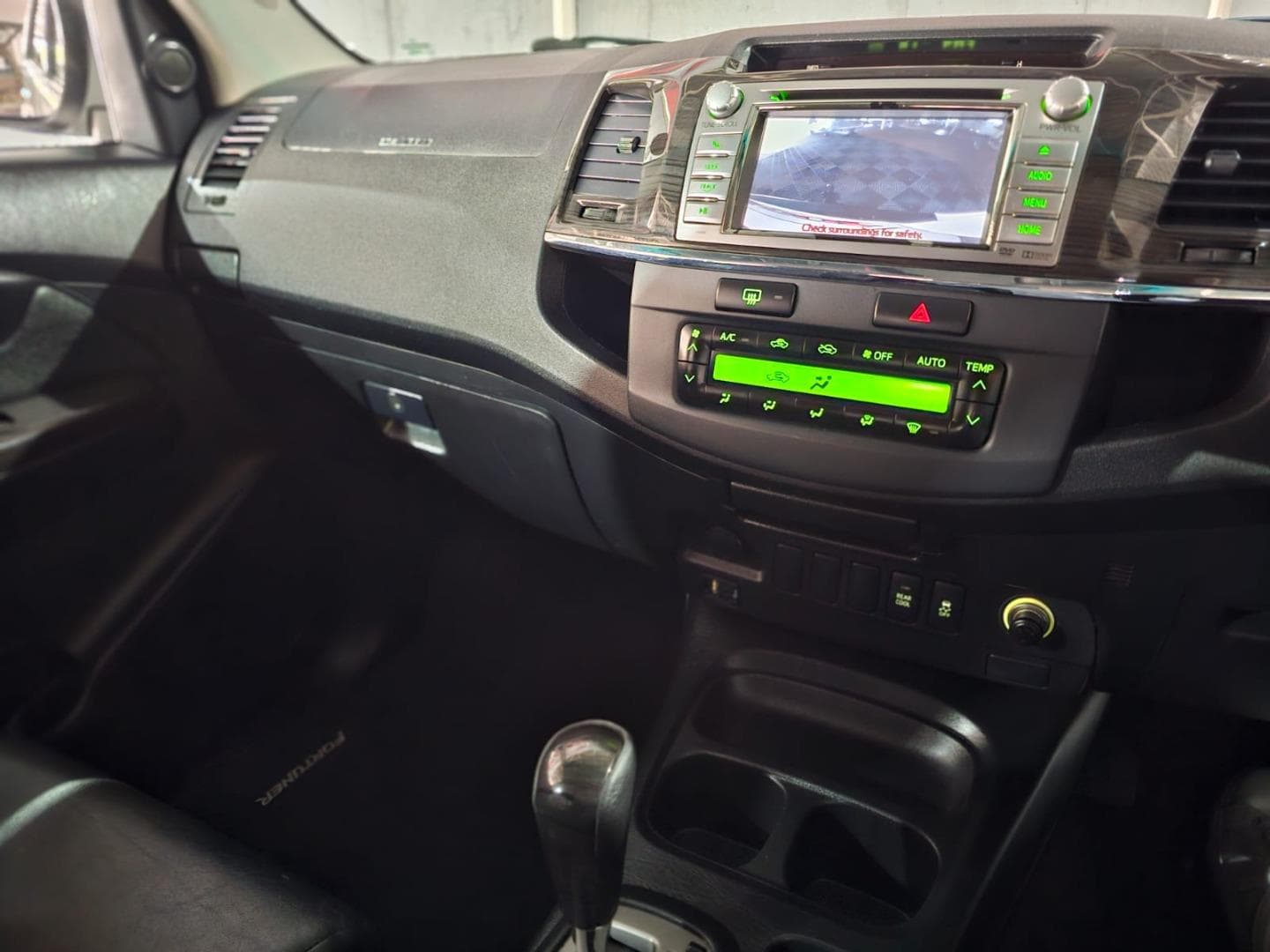 2014 Toyota Fortuner 3.0D-4D Auto – photo 13