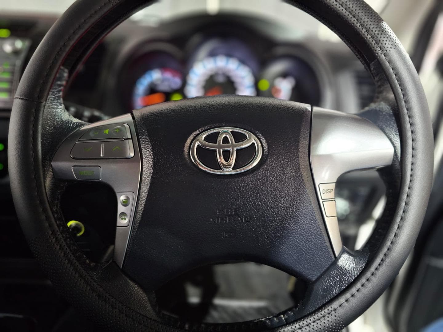 2014 Toyota Fortuner 3.0D-4D Auto – photo 11