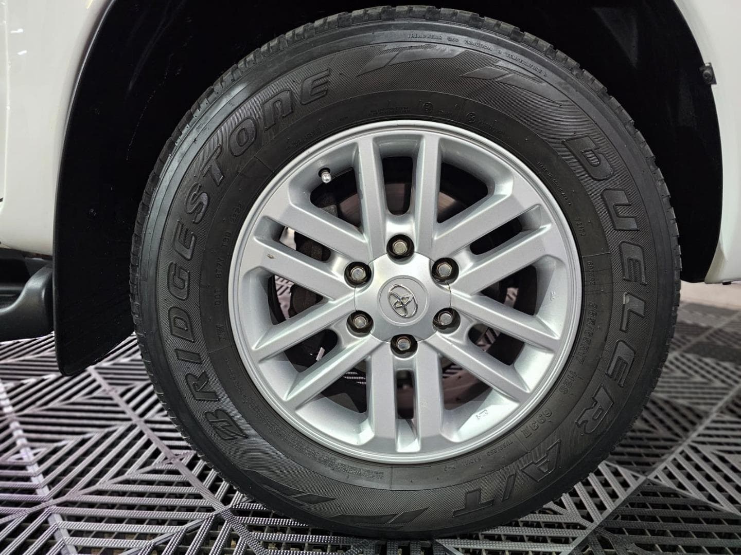 2014 Toyota Fortuner 3.0D-4D Auto – photo 5