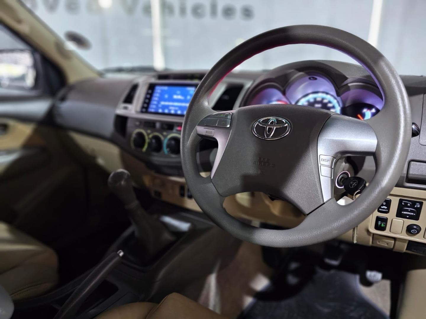 2011 Toyota Fortuner 2.5D-4D – photo 10