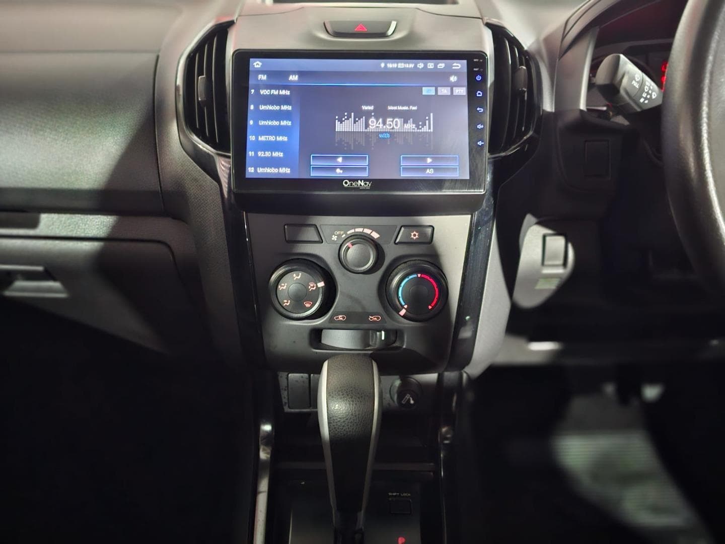 2021 Isuzu D-Max 250 Double Cab X-Rider Auto – photo 8