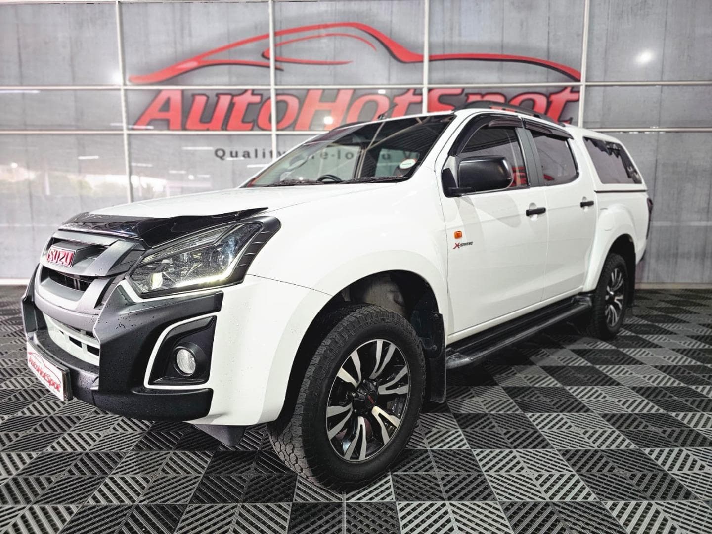 2021 Isuzu D-Max 250 Double Cab X-Rider Auto – photo 1 of 13