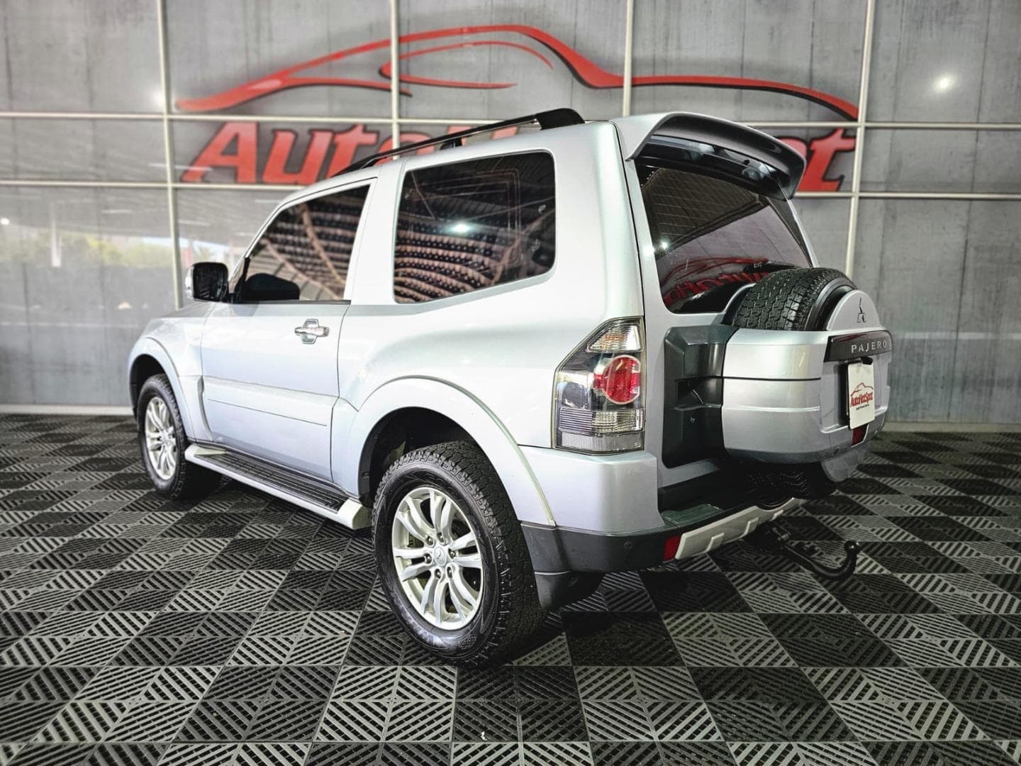 2007 Mitsubishi Pajero 3-Door 3.2DI-D GLS – photo 4