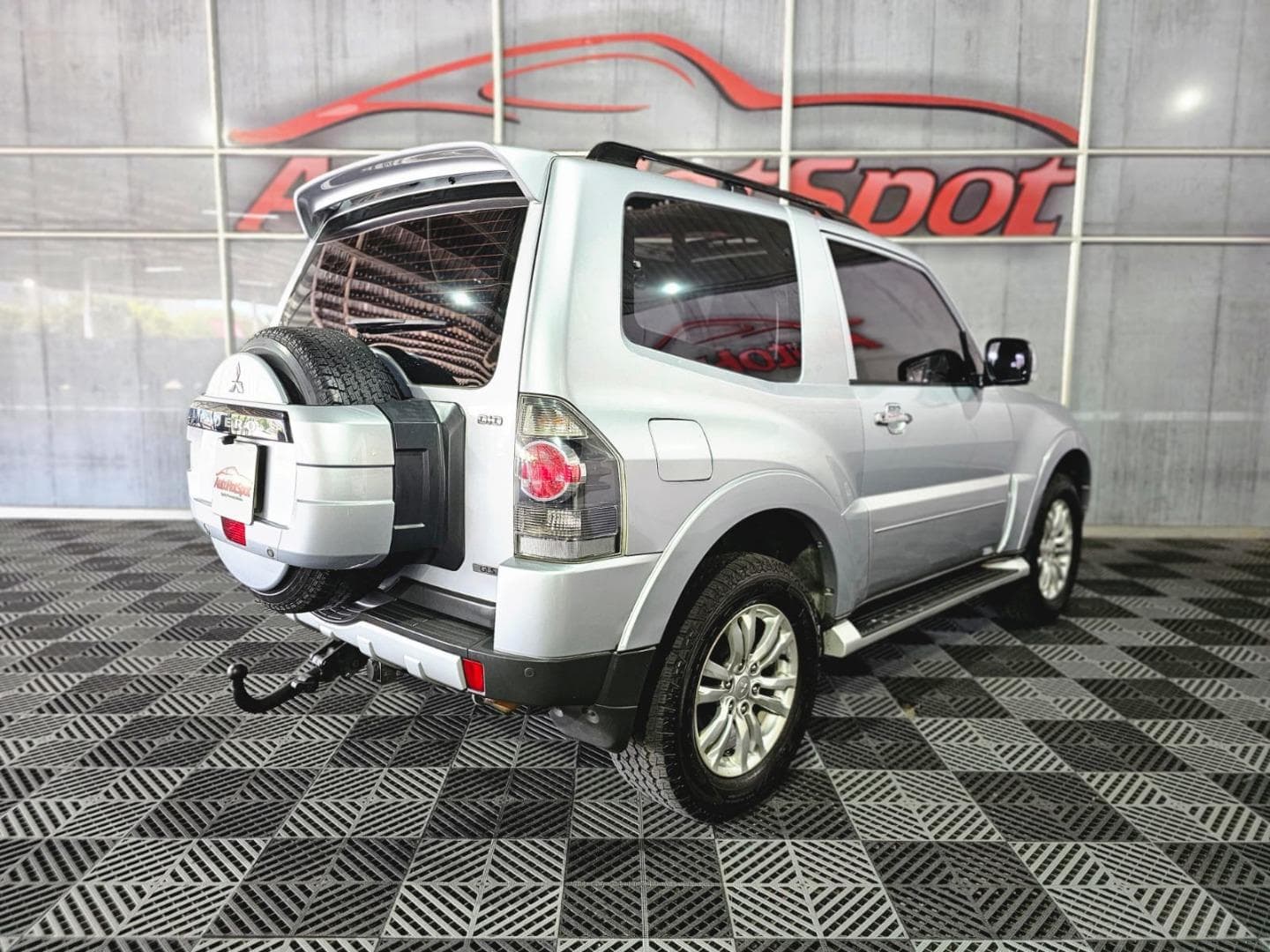 2007 Mitsubishi Pajero 3-Door 3.2DI-D GLS – photo 3