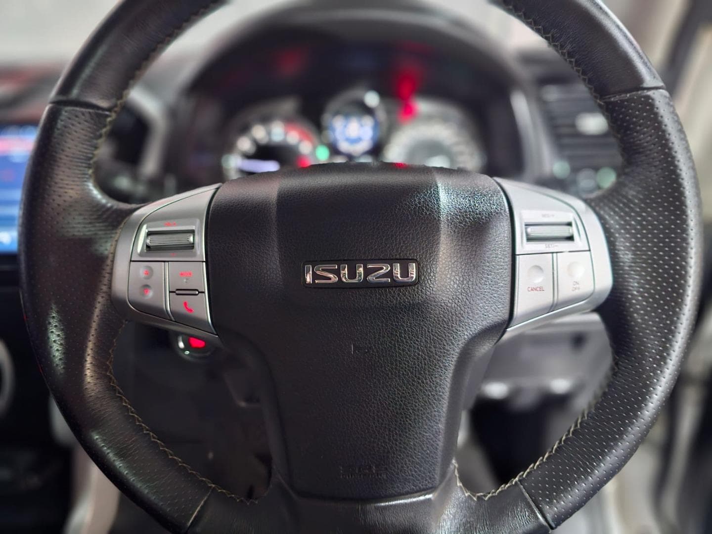 2019 Isuzu mu-X 3.0 4WD – photo 12
