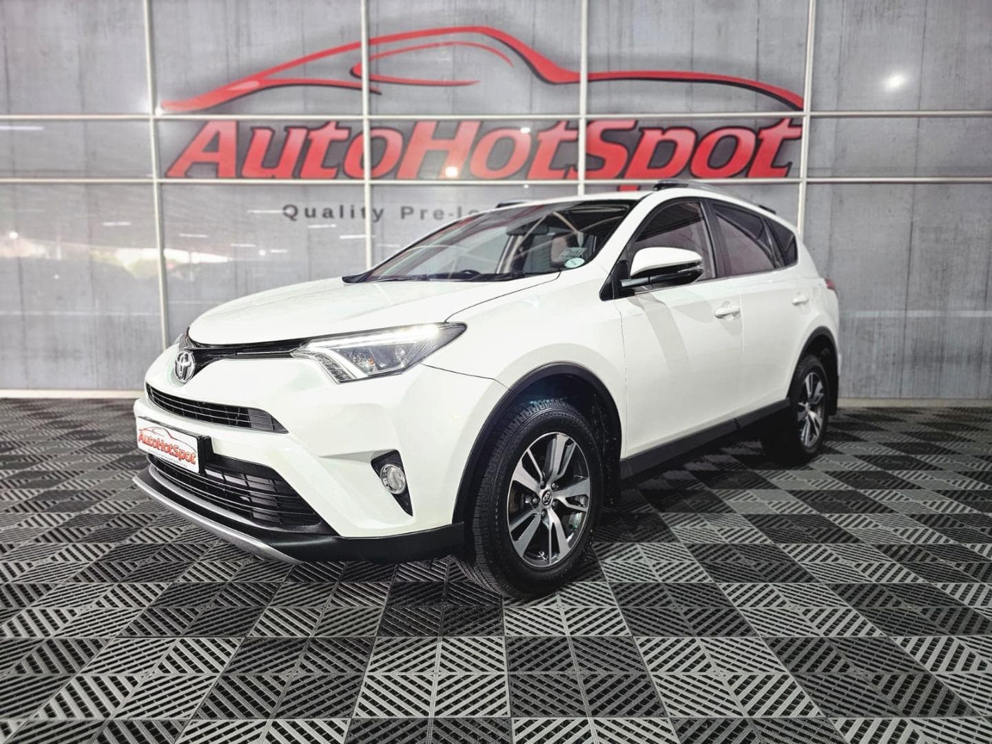 2018 Toyota RAV4 2.0 GX Auto – photo 1 of 13