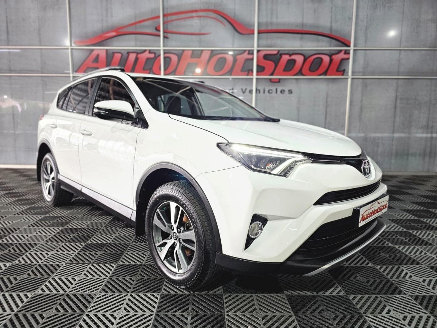 2018 Toyota RAV4 2.0 GX Auto – photo 2
