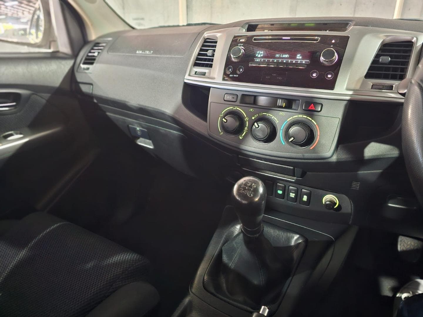 2015 Toyota Fortuner 2.5D-4D – photo 11