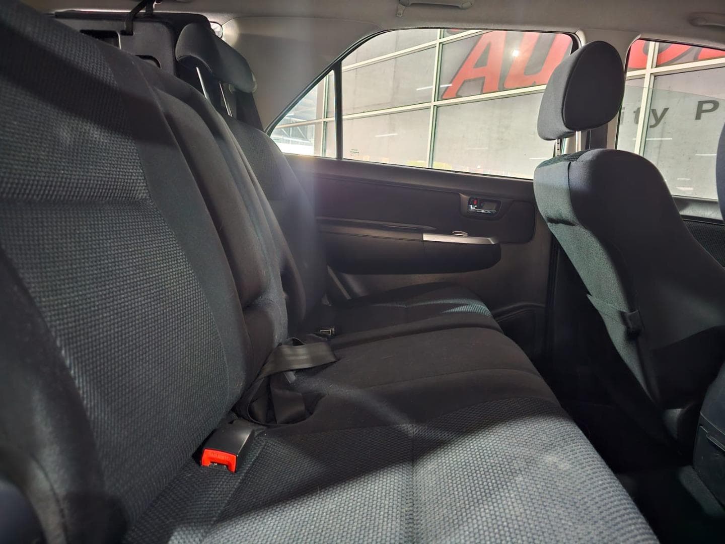 2015 Toyota Fortuner 2.5D-4D – photo 5